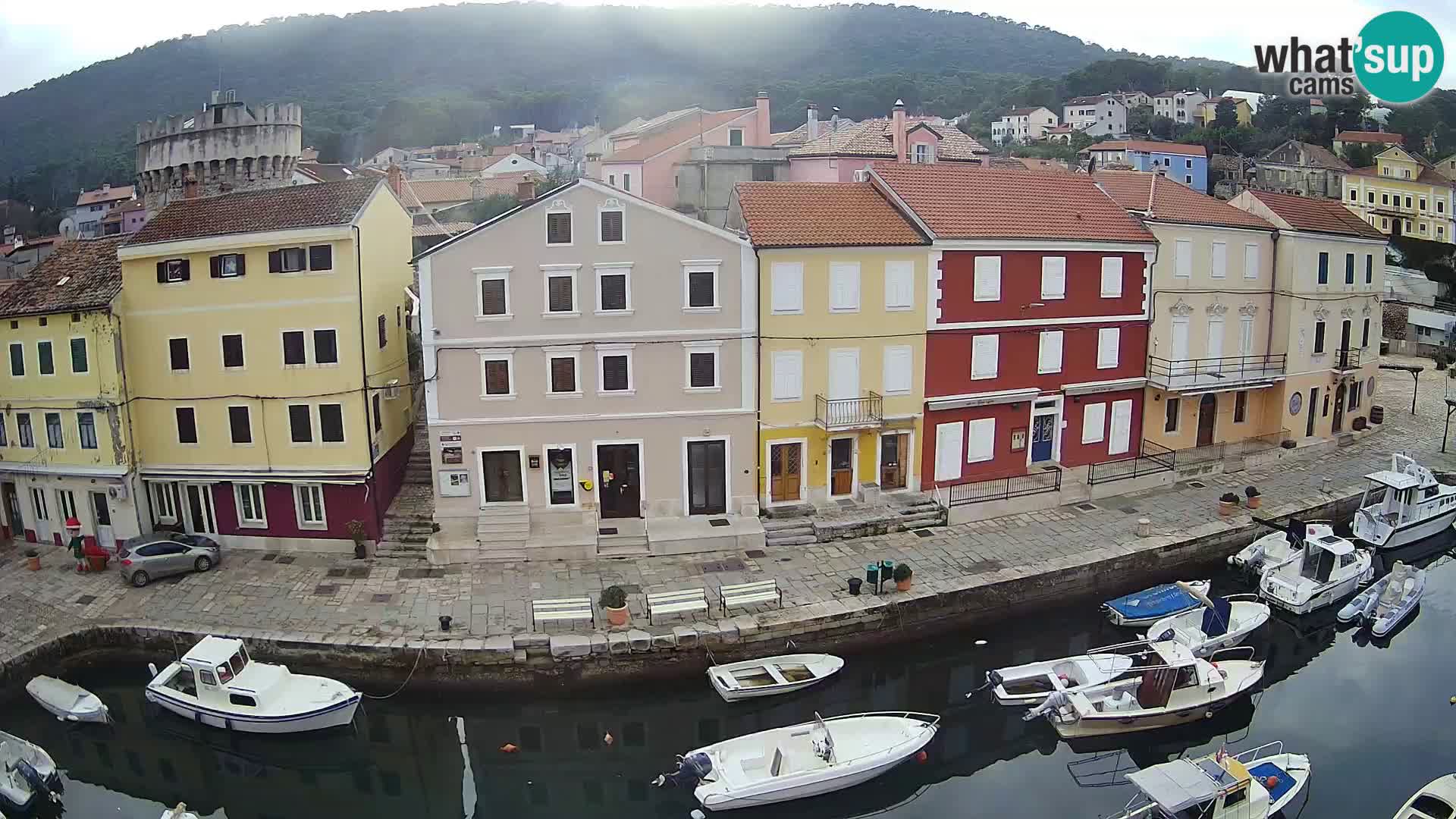 Veli Lošinj web kamera – trgič