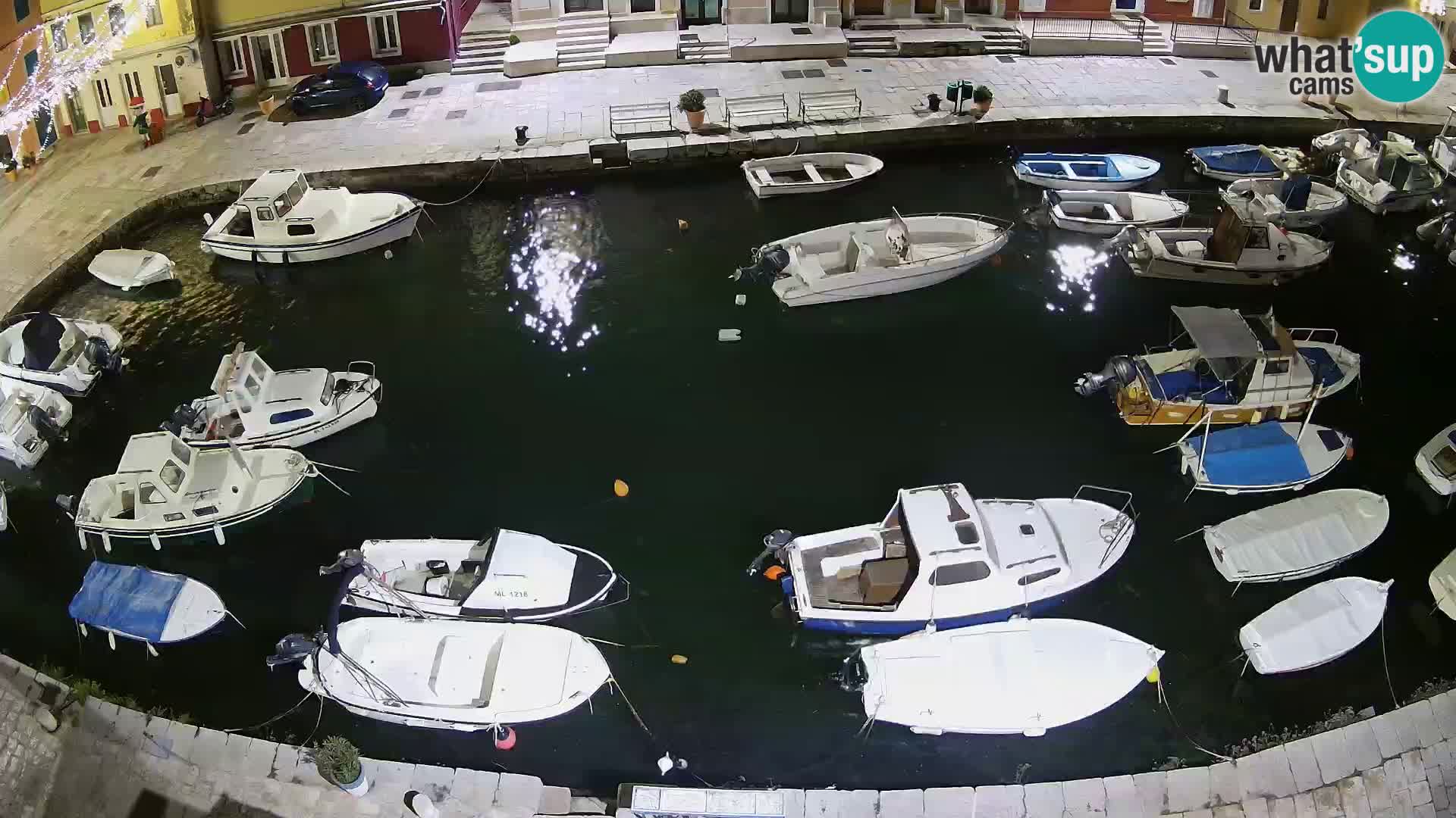 Veli Lošinj web kamera – trgič