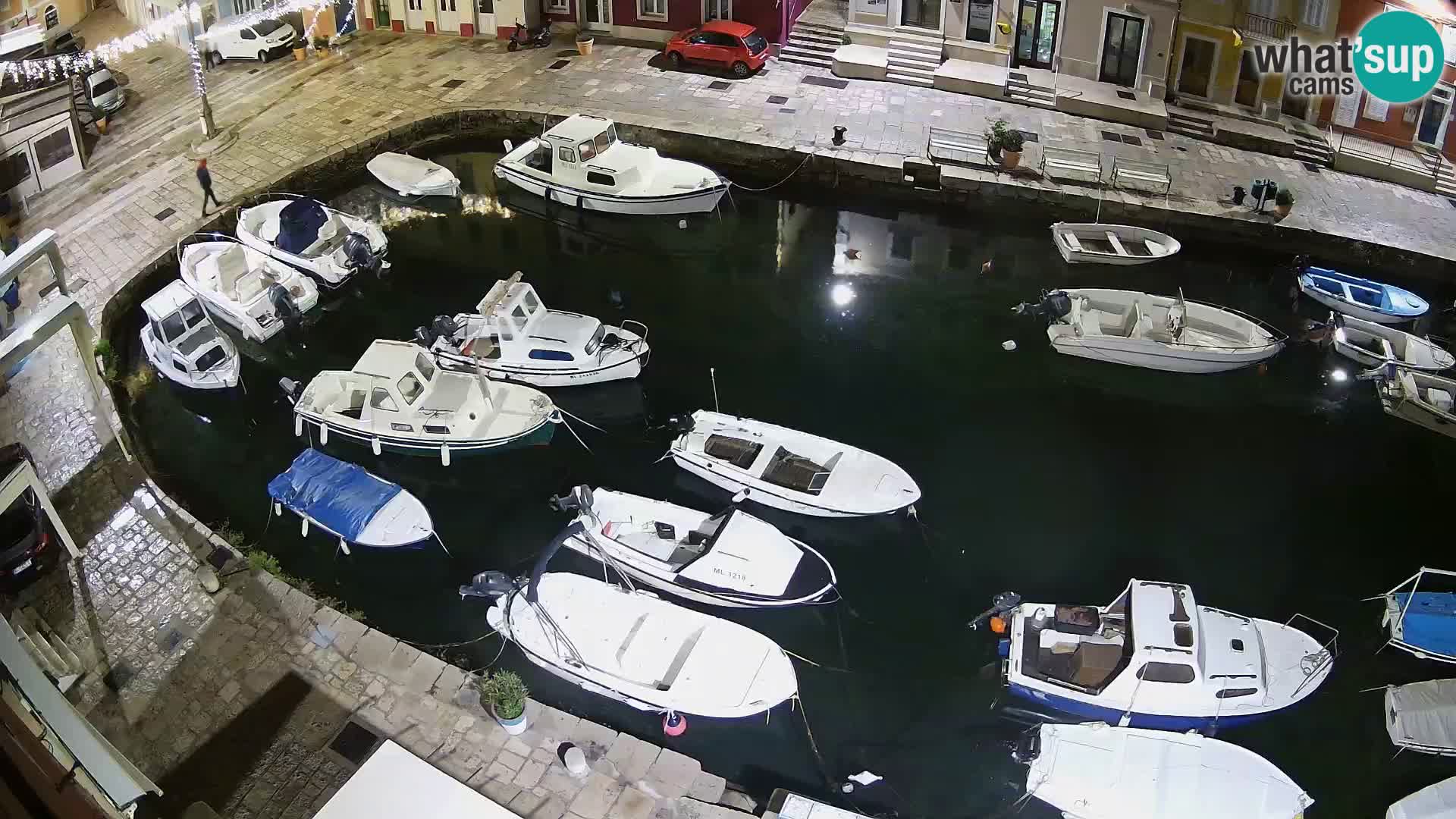 Veli Lošinj web kamera – trgič