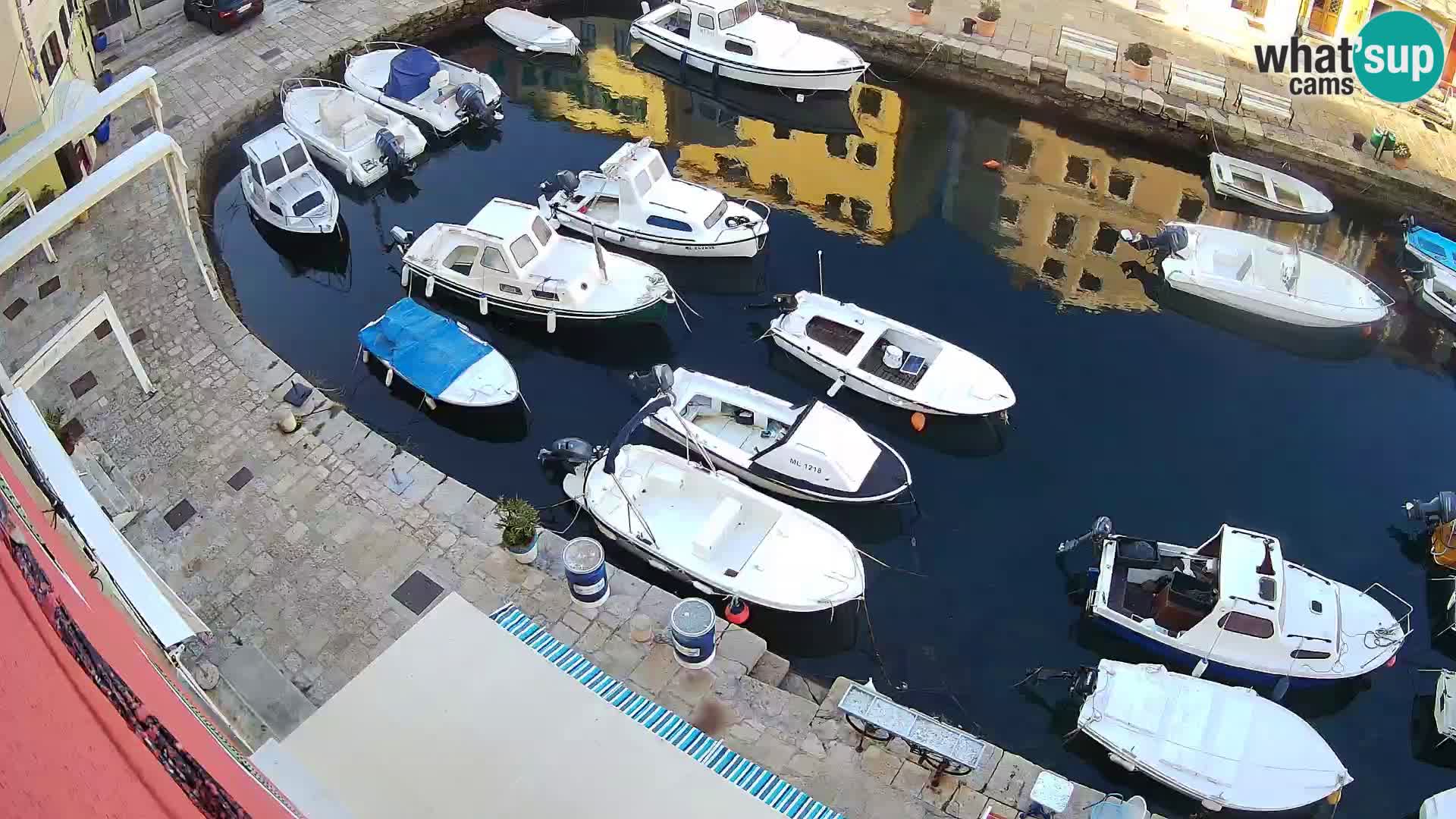 Veli Lošinj web kamera – trgič