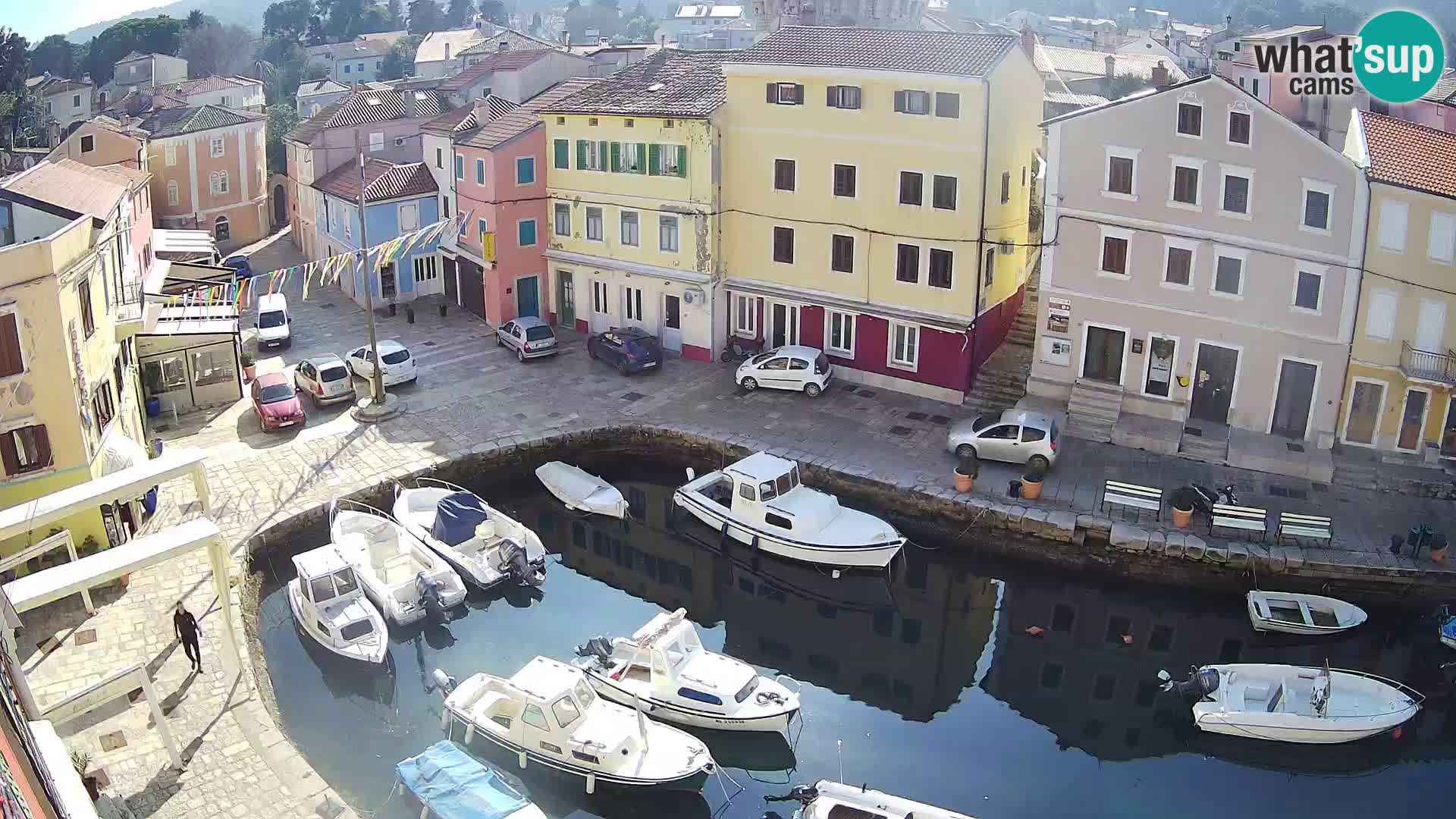 Veli Lošinj spletna kamera – trg