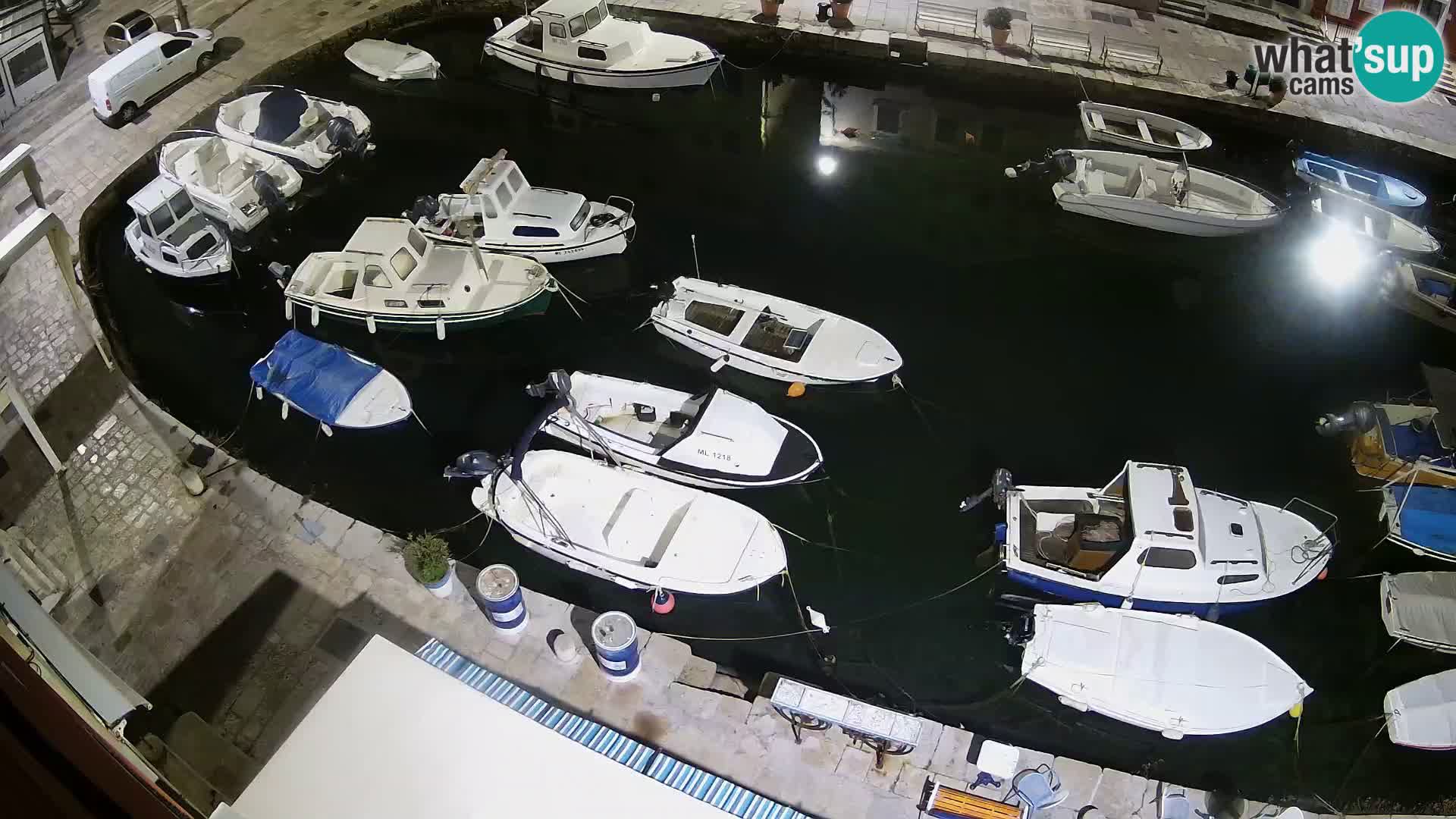 Veli Lošinj livecam – Carre