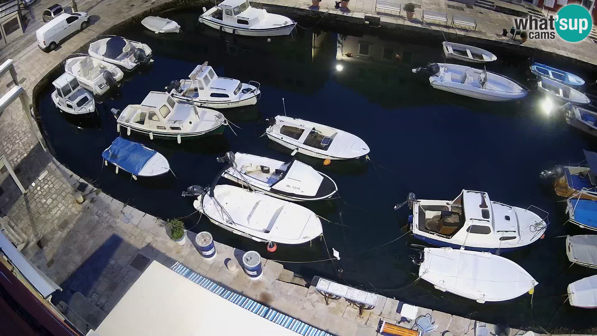 Veli Lošinj livecam – Carre