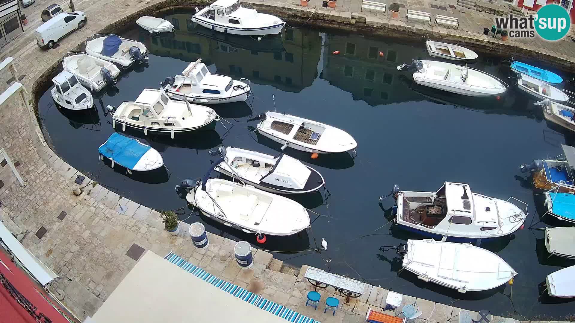 Veli Lošinj web kamera – trgič