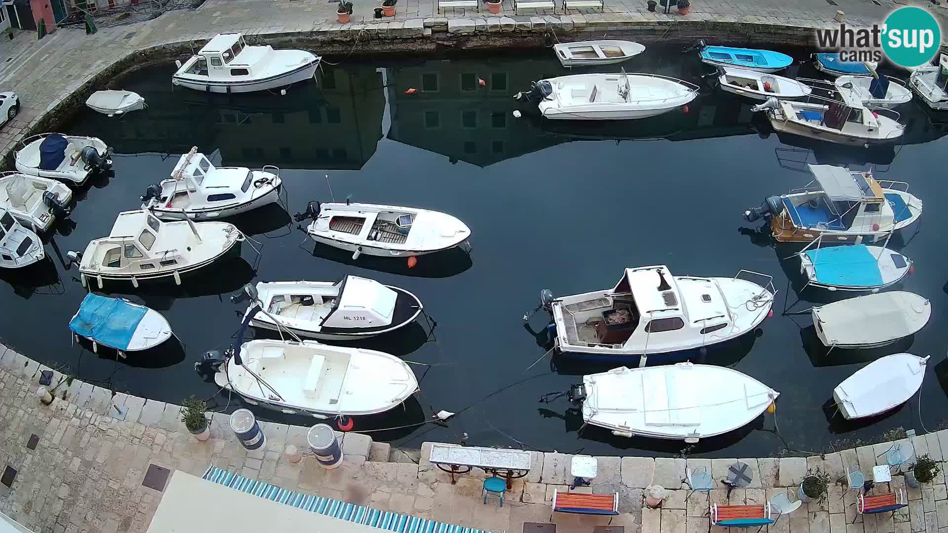 Veli Lošinj web kamera – trgič