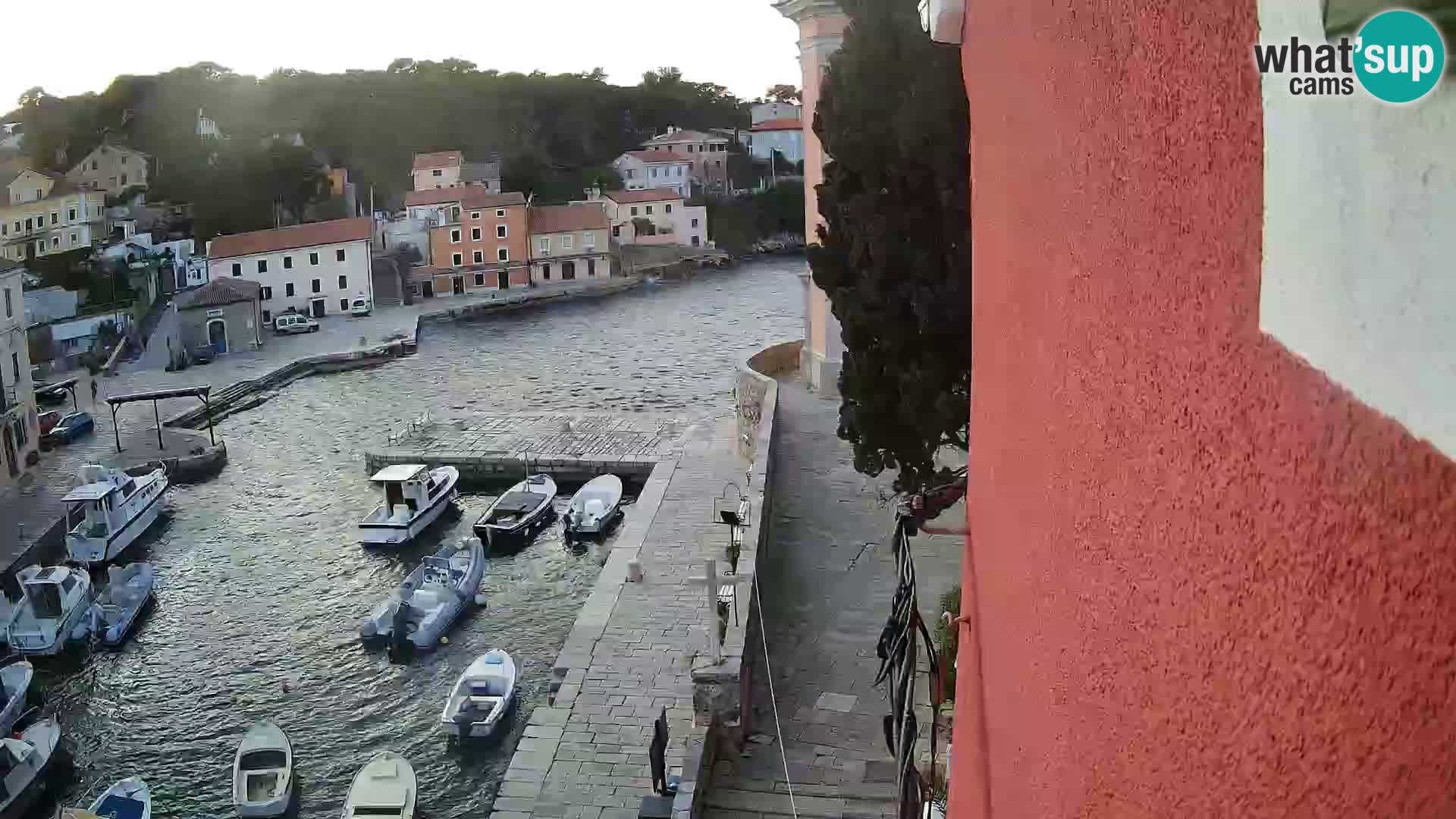 Veli Lošinj web kamera – trgič