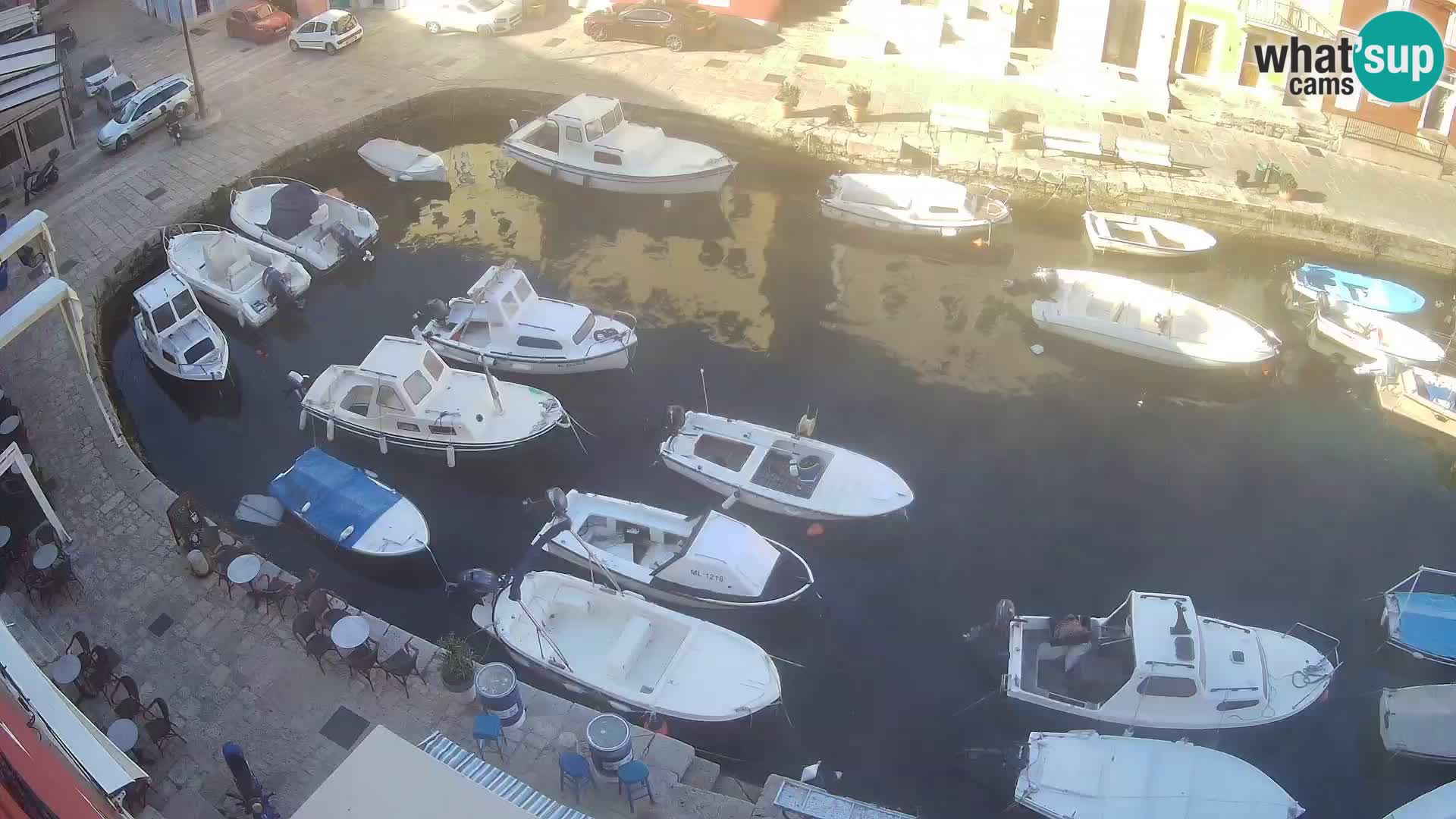 Veli Lošinj web kamera – trgič