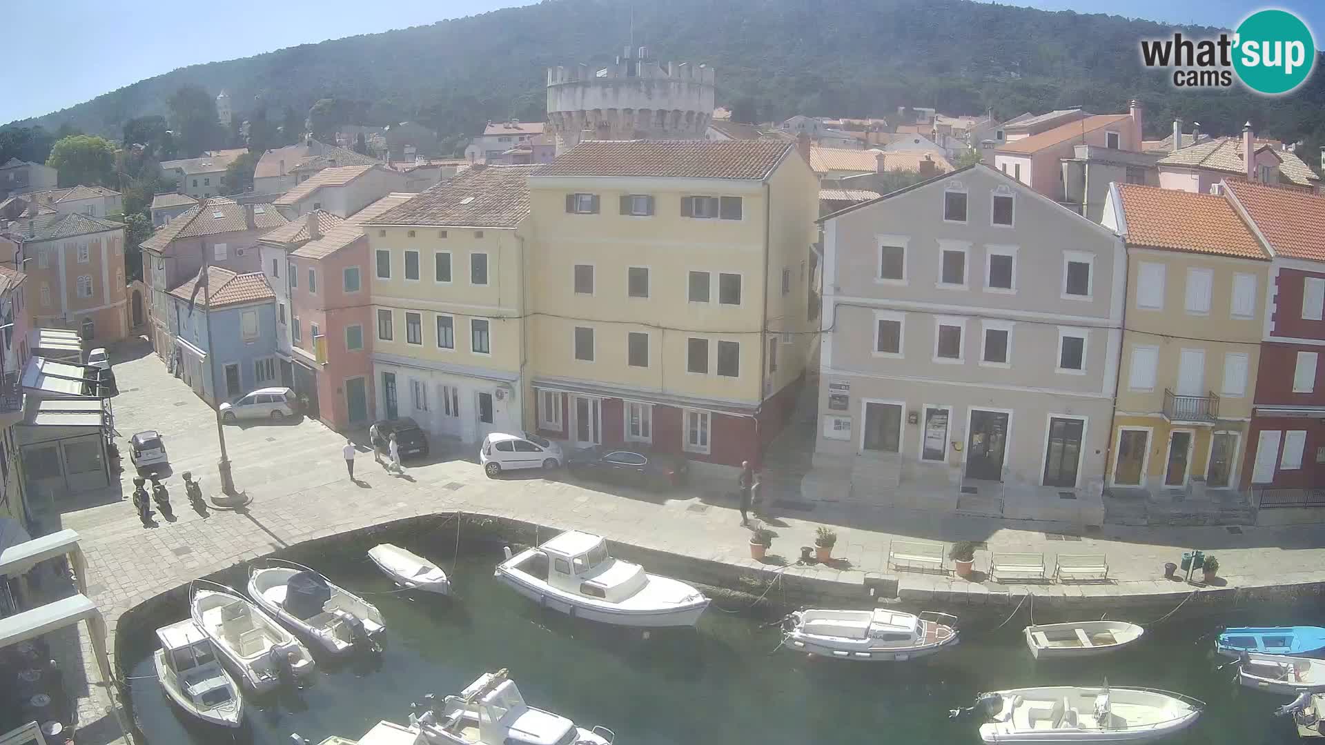 Veli Lošinj spletna kamera – trg