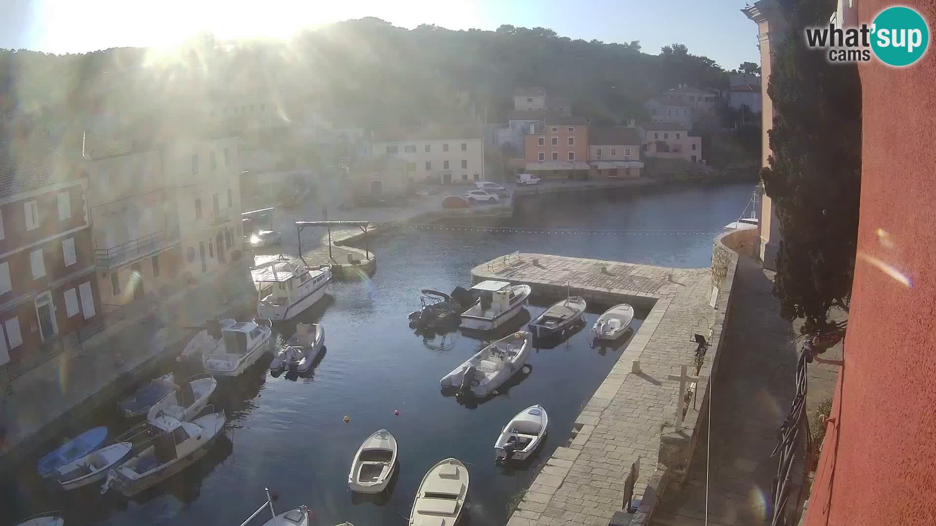 Veli Lošinj web kamera – trgič