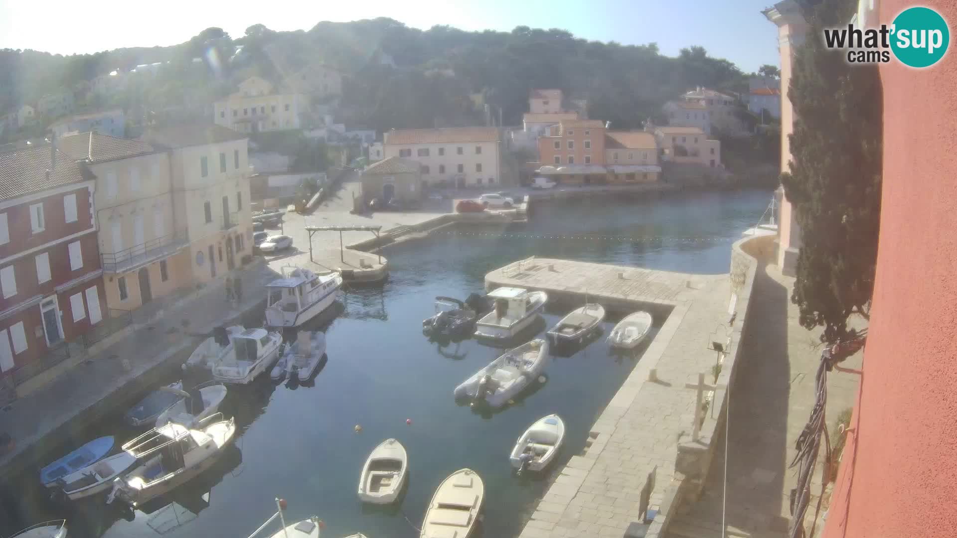 Veli Lošinj web kamera – trgič