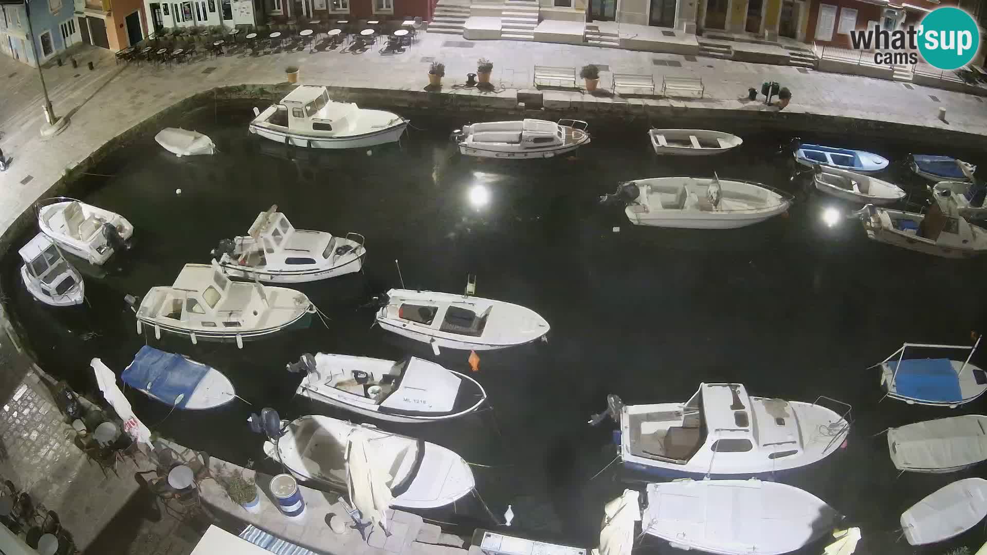 Veli Lošinj spletna kamera – trg