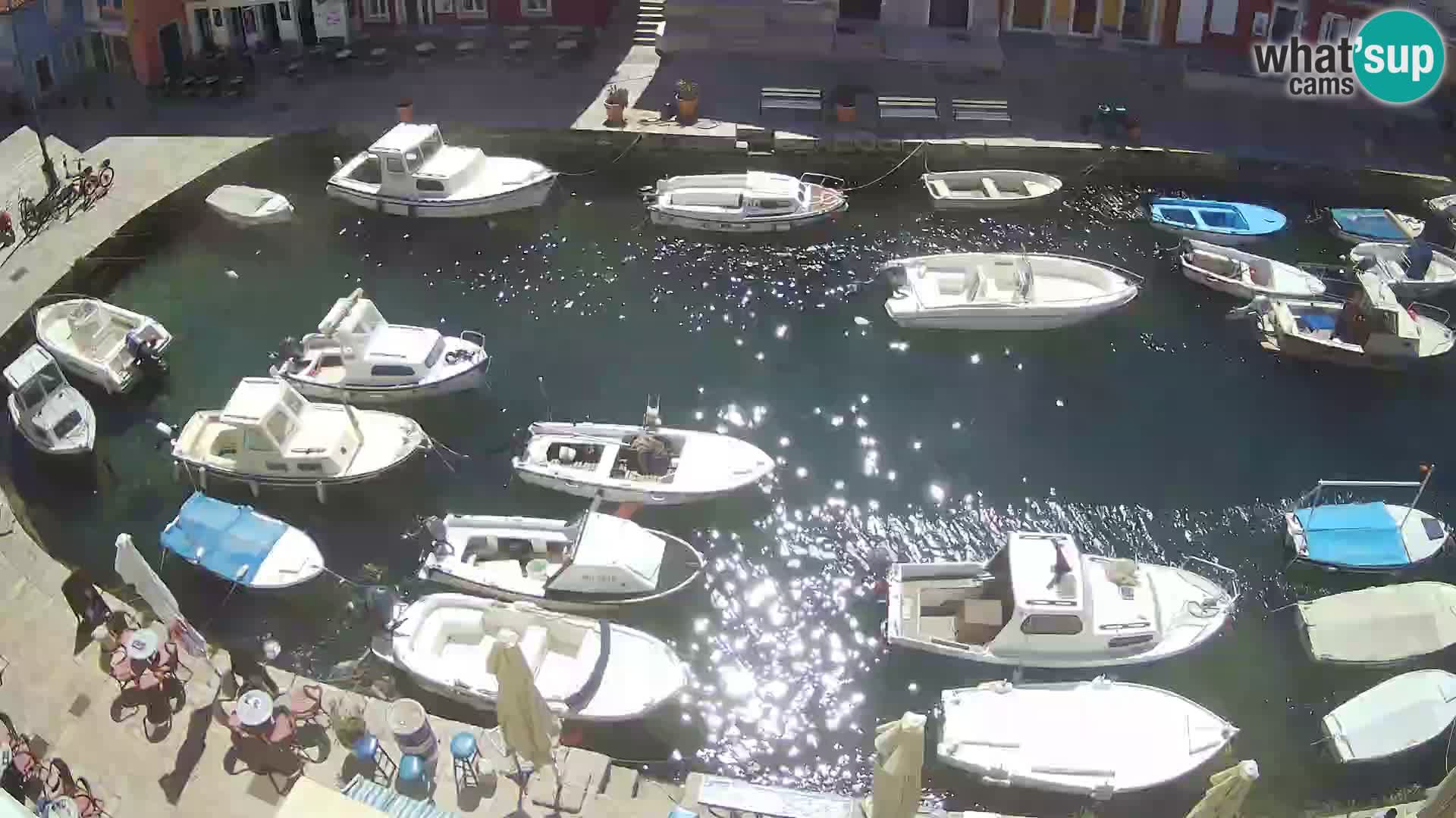 Veli Lošinj spletna kamera – trg