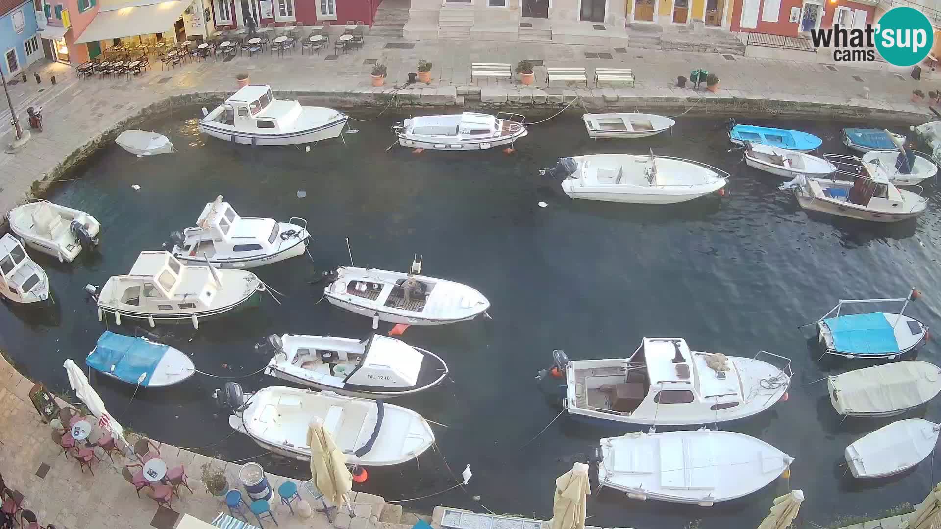 Veli Lošinj spletna kamera – trg
