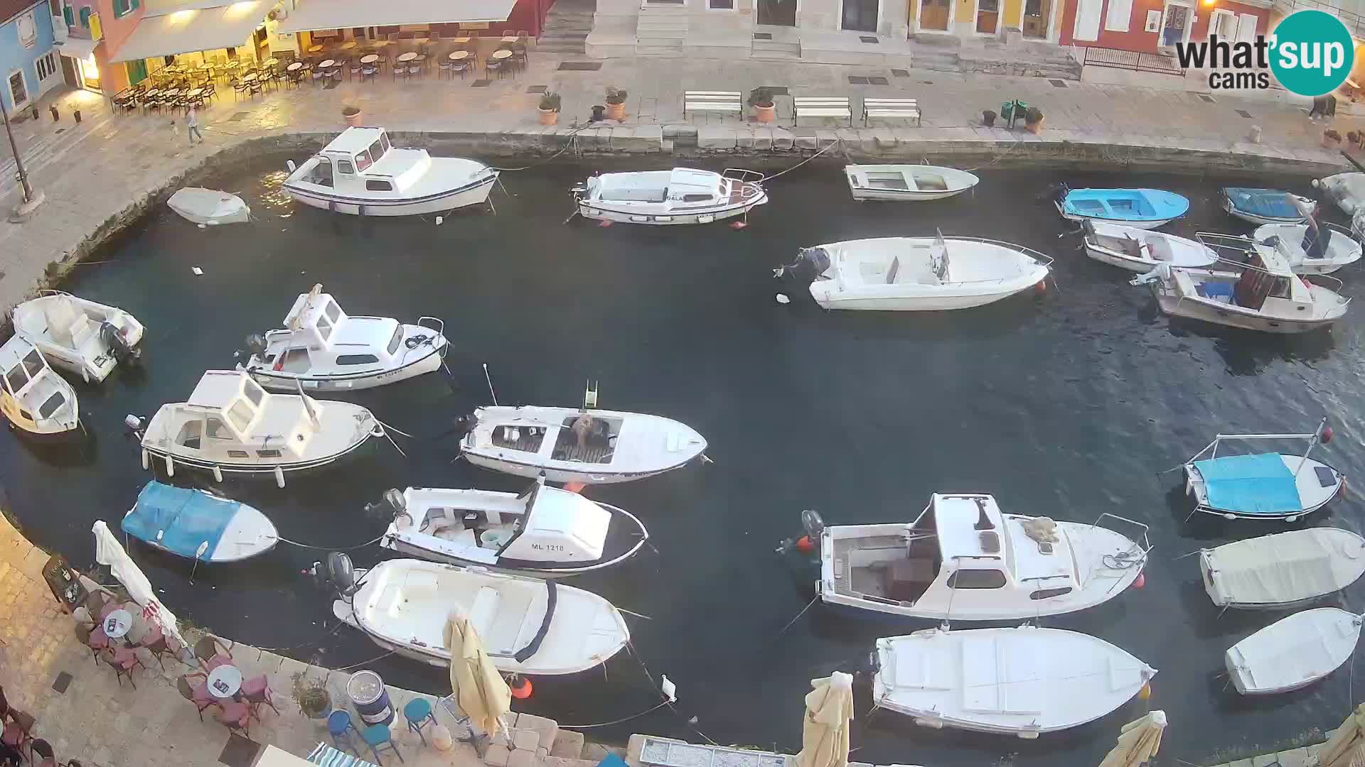 Veli Lošinj web kamera – trgič
