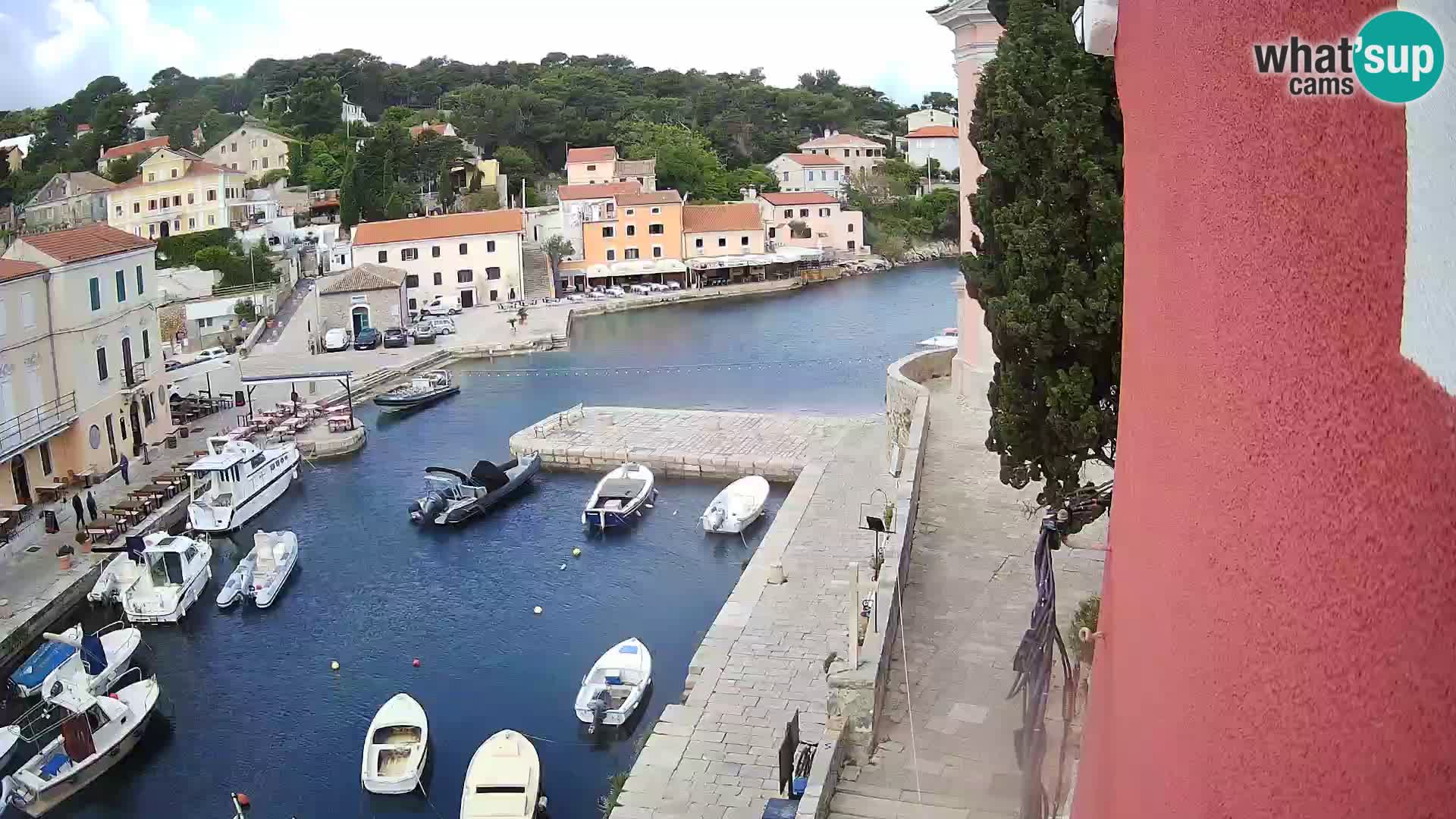 Veli Lošninj webcam – main square