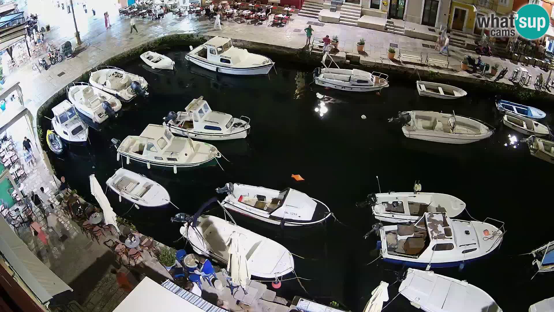 Veli Lošinj spletna kamera – trg