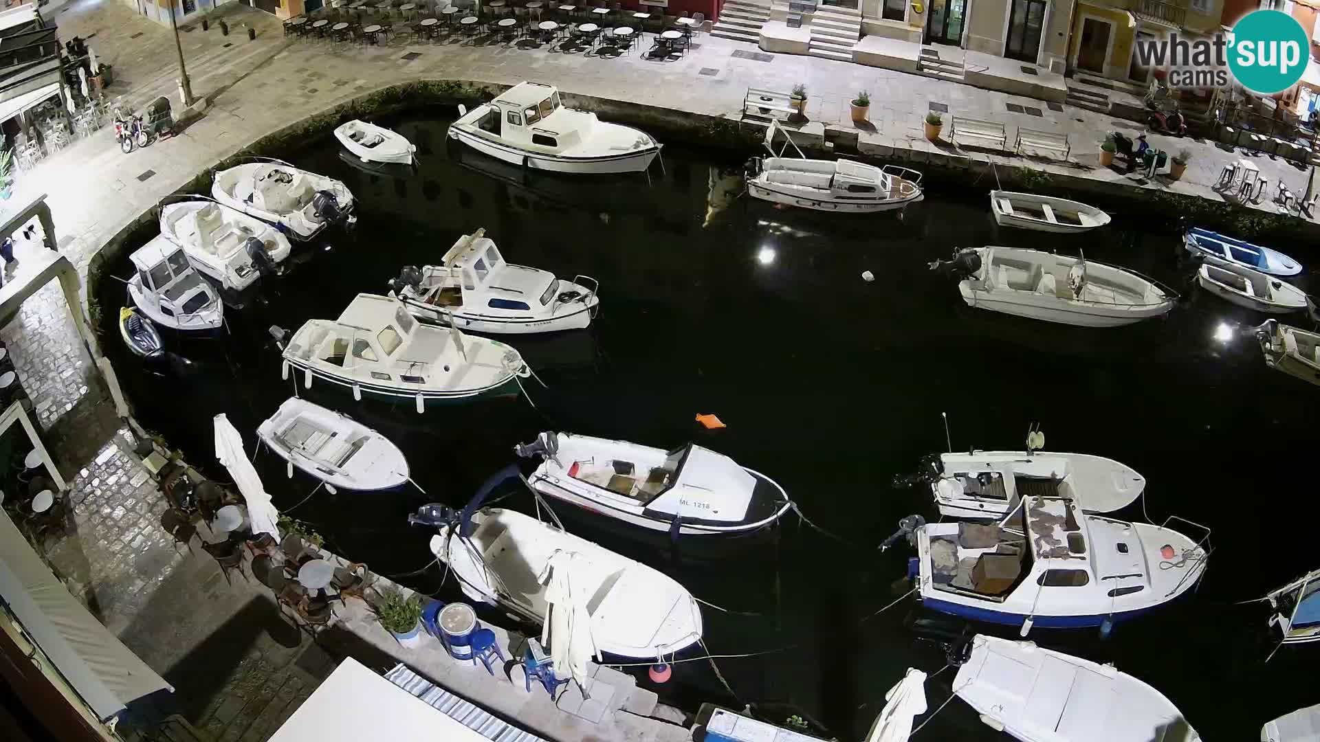 Veli Lošinj spletna kamera – trg