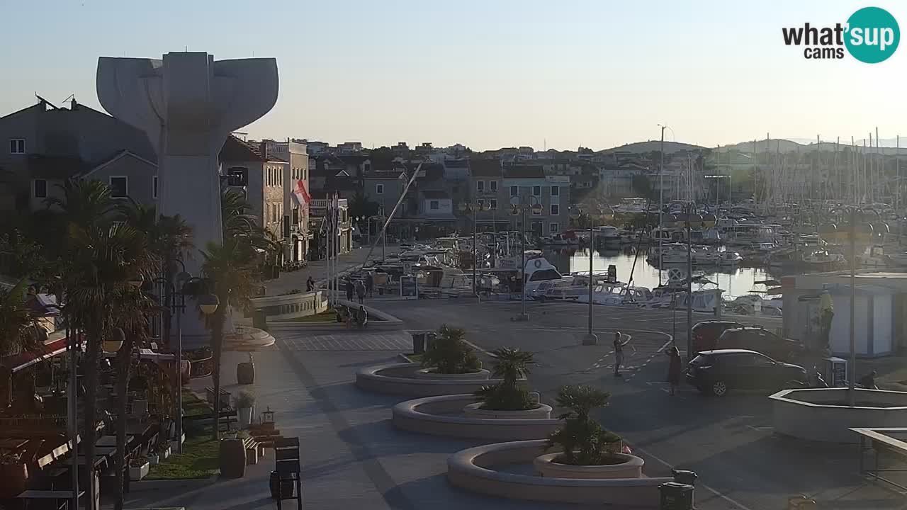 Vodice spletna kamera – marina in riva