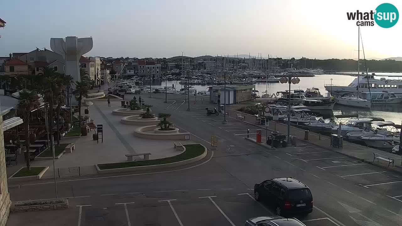 Vodice web kamera – marina i riva