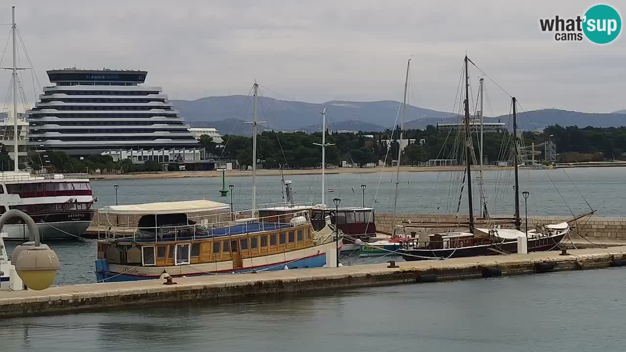 Vodice spletna kamera – marina in riva