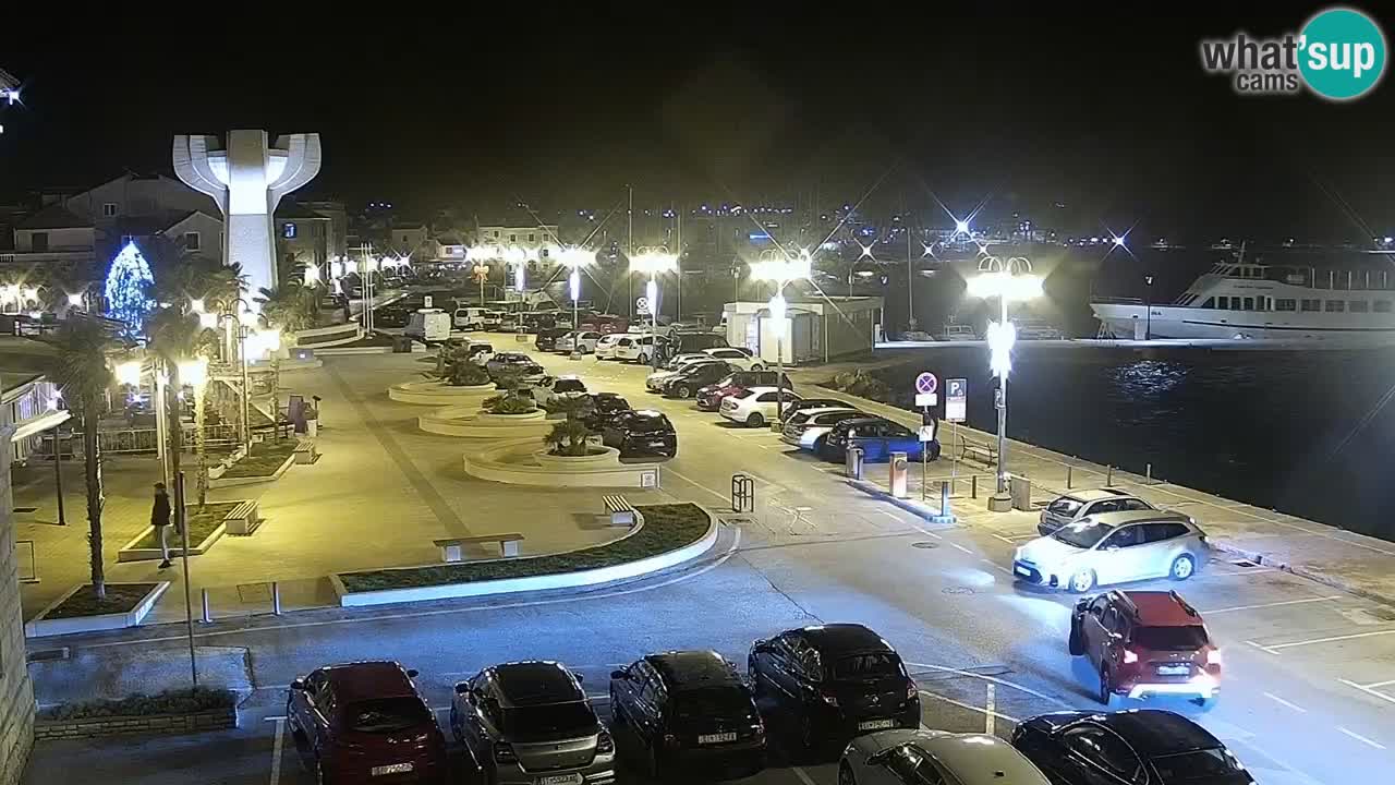 Vodice spletna kamera – marina in riva