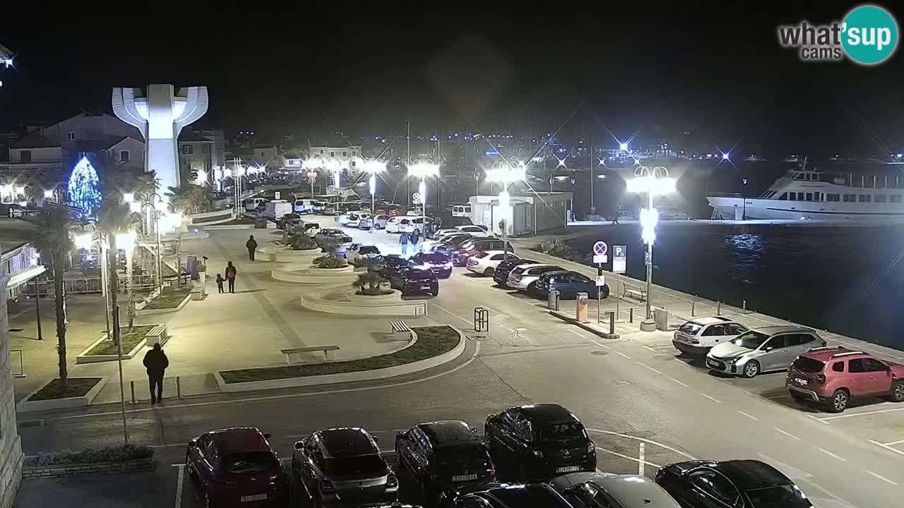 Vodice spletna kamera – marina in riva