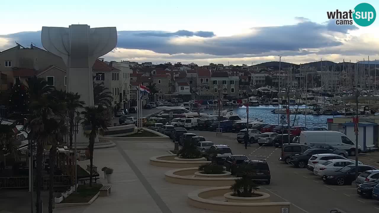 Vodice – plaža „Hangar“