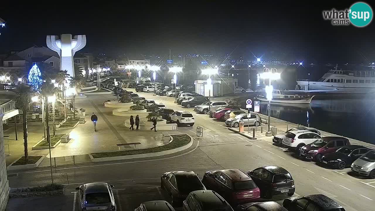 Vodice spletna kamera – marina in riva