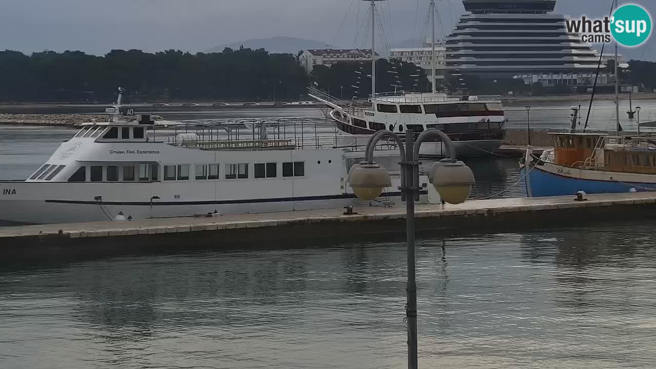 Vodice spletna kamera – marina in riva