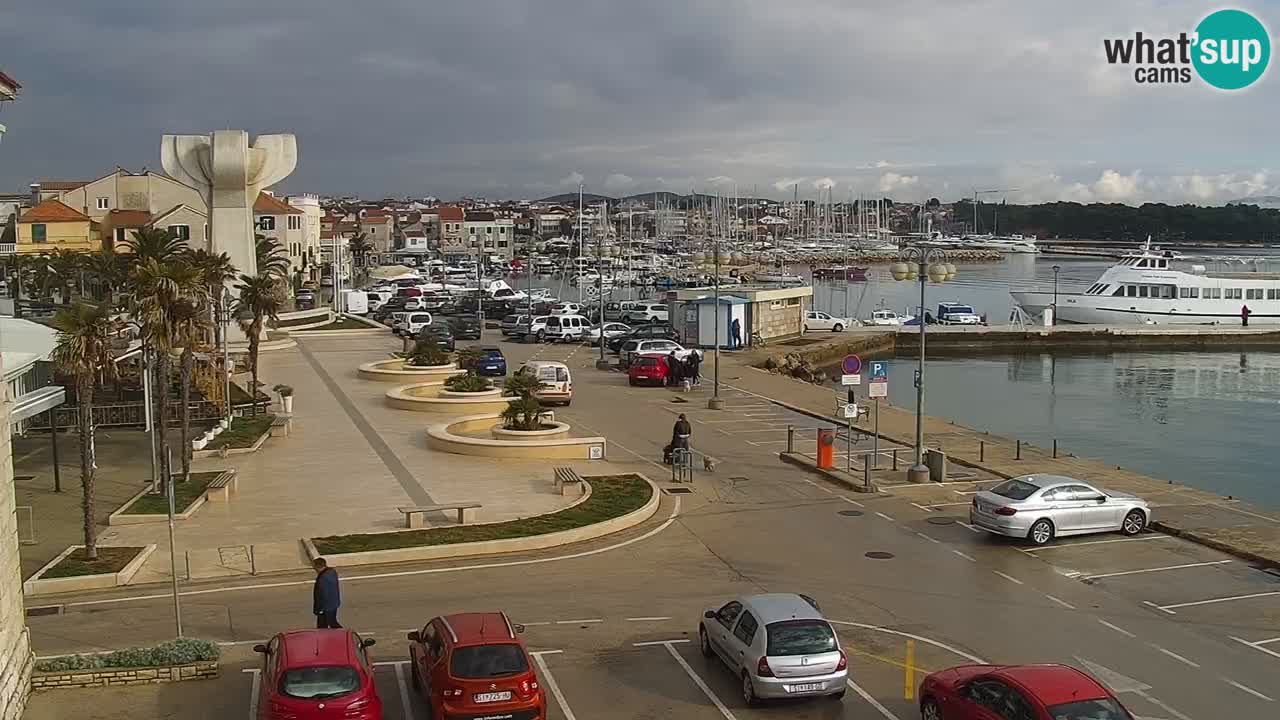 Vodice spletna kamera – marina in riva