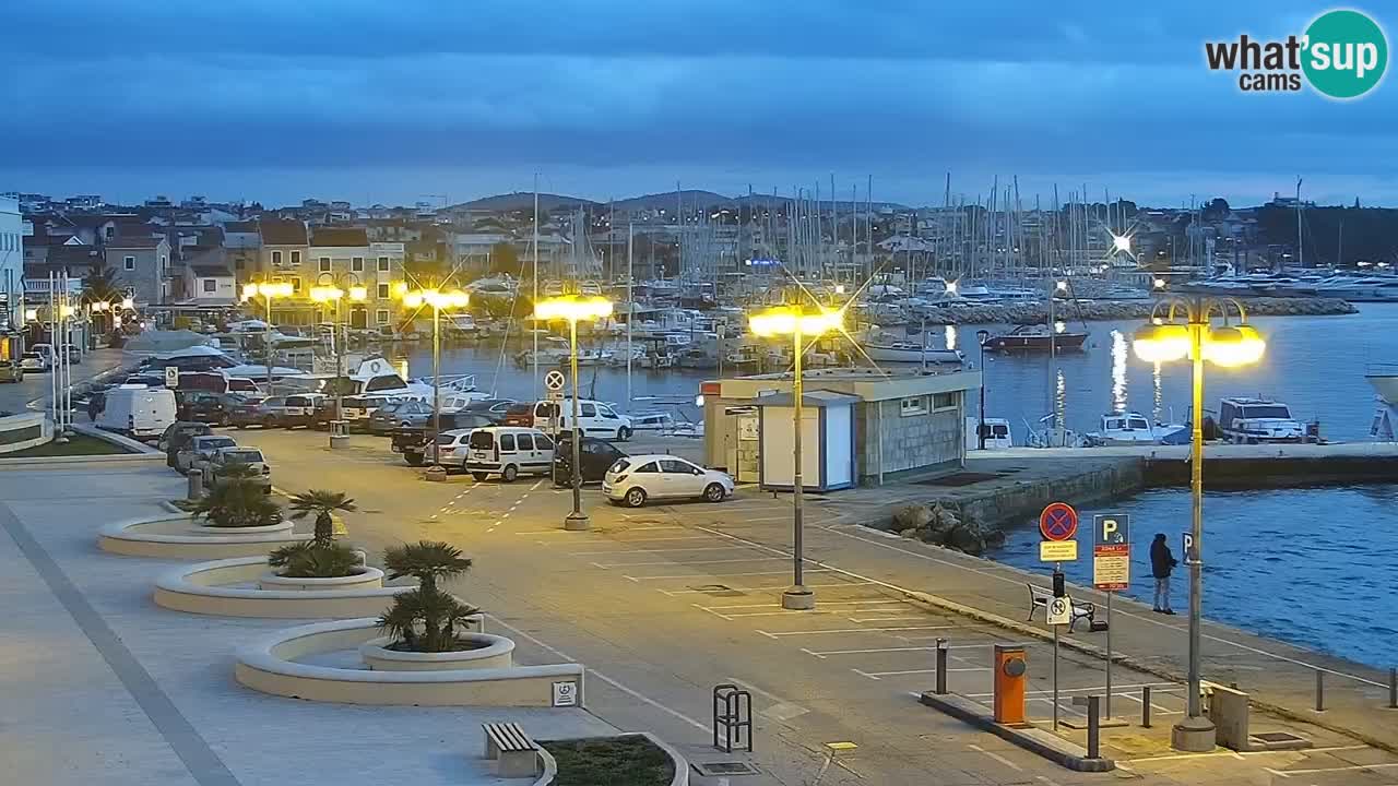 Vodice spletna kamera – marina in riva