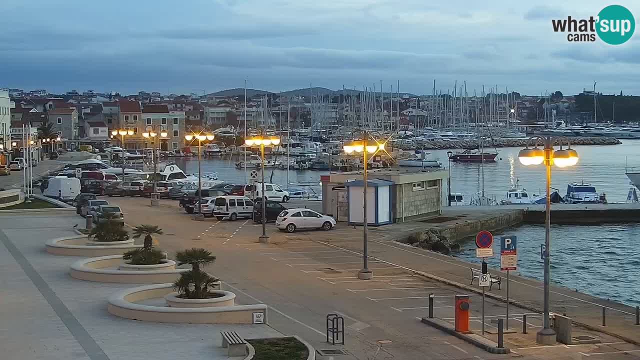 Vodice web kamera – marina i riva