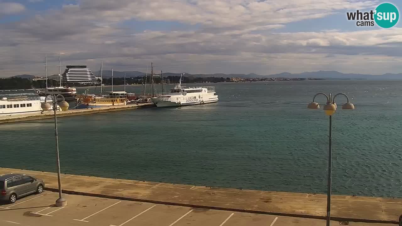 Vodice spletna kamera – marina in riva