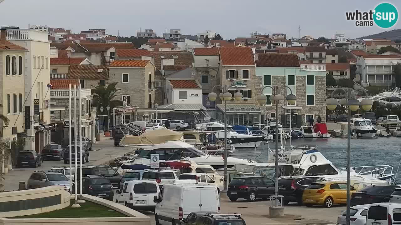 Vodice spletna kamera – marina in riva