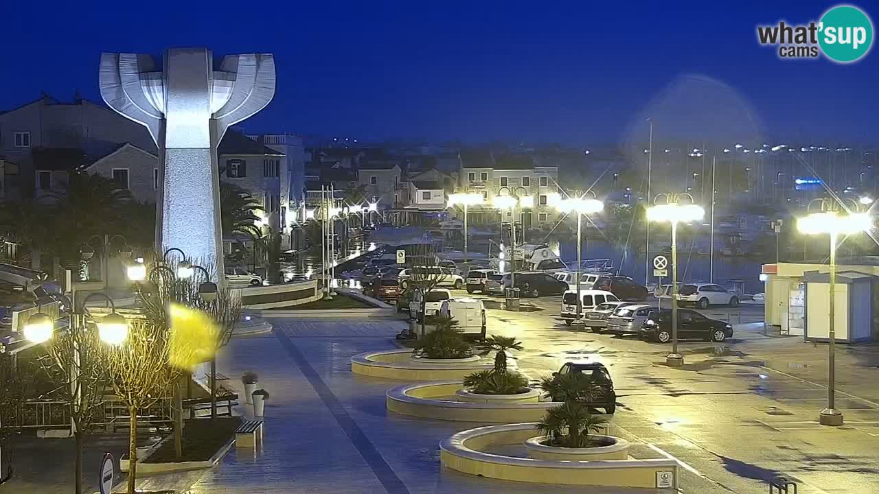 Vodice spletna kamera – marina in riva