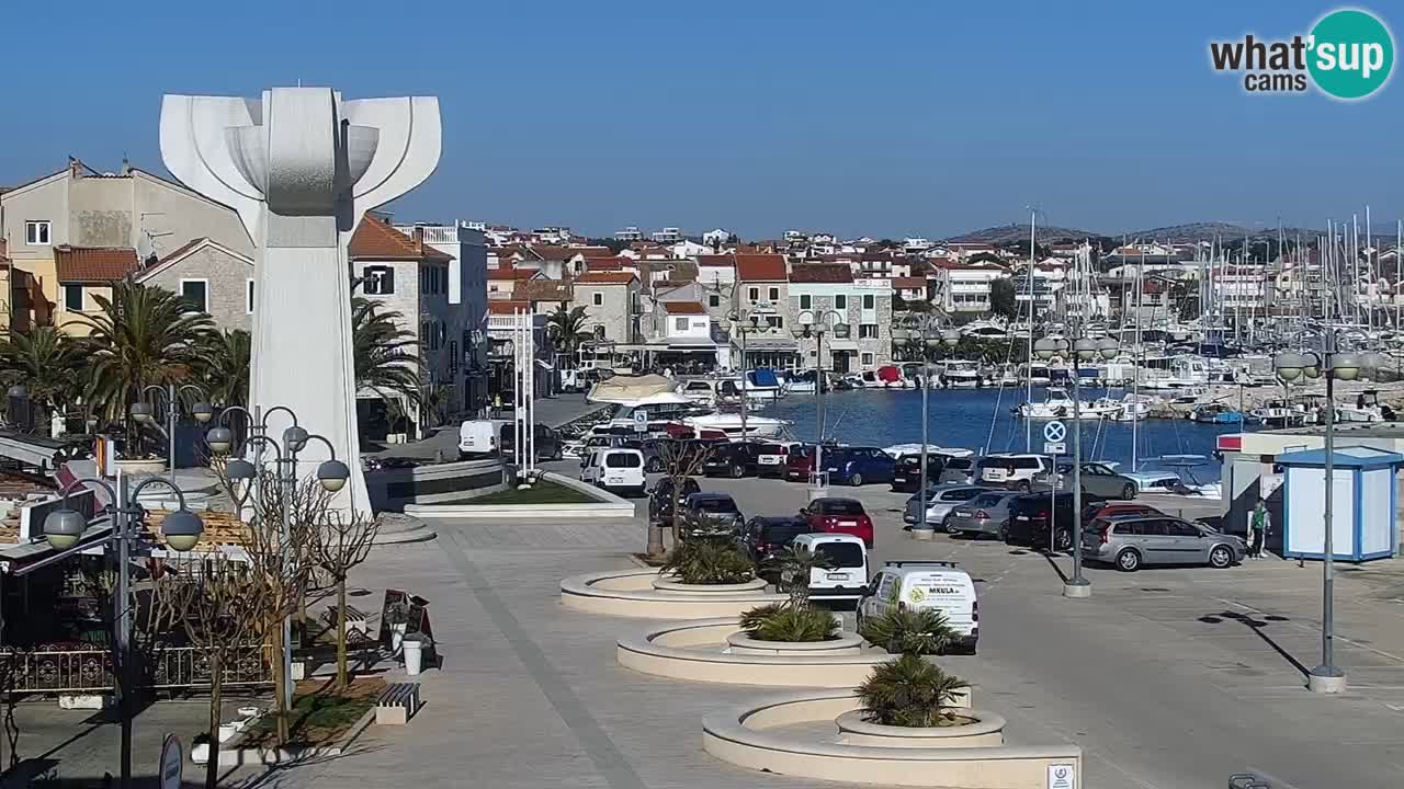 Vodice spletna kamera – marina in riva