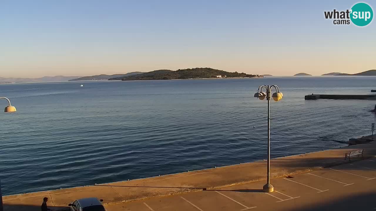 Vodice spletna kamera – marina in riva