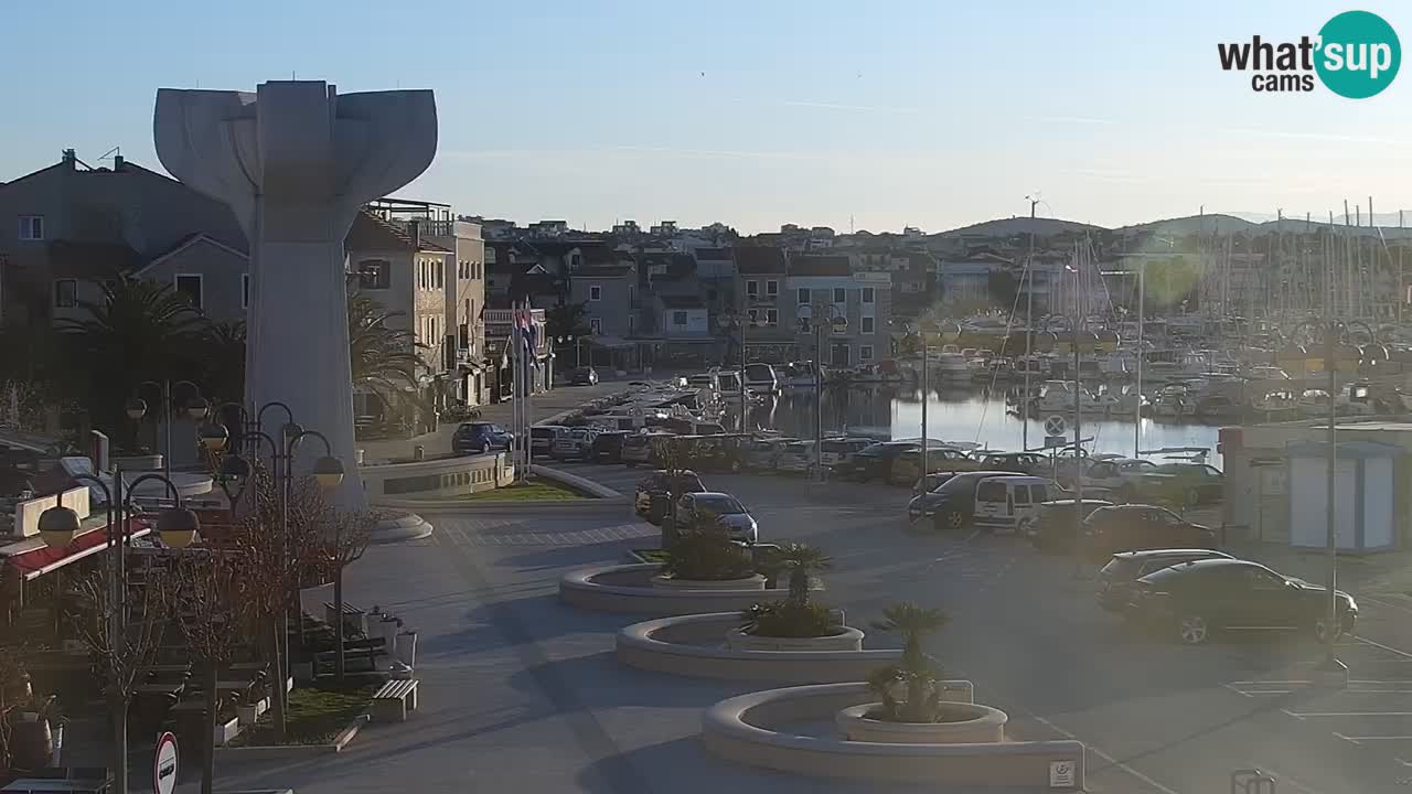 Vodice – plaža „Hangar“