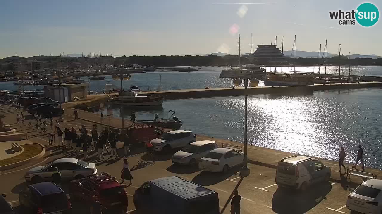 Vodice spletna kamera – marina in riva