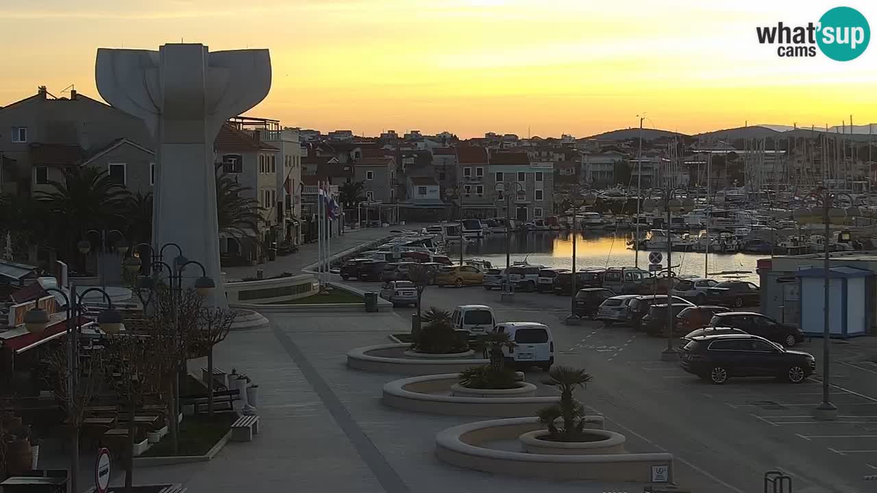 Vodice spletna kamera – marina in riva