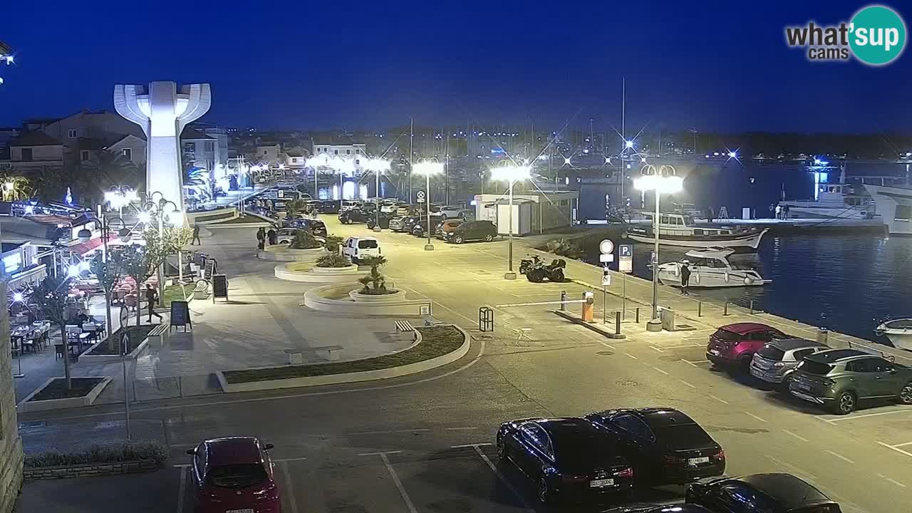 Vodice spletna kamera – marina in riva
