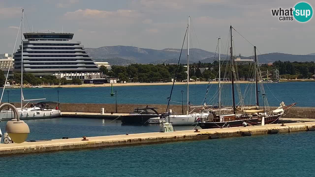 Vodice spletna kamera – marina in riva