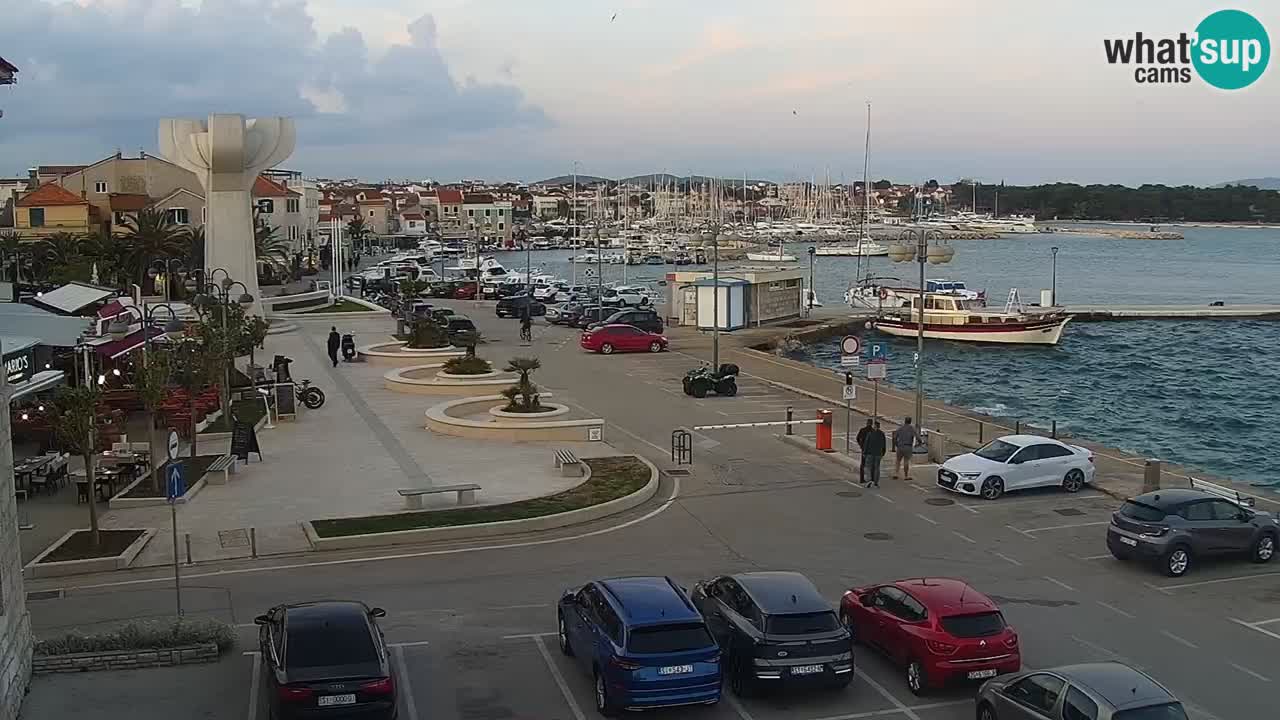 Vodice – plaža „Hangar“