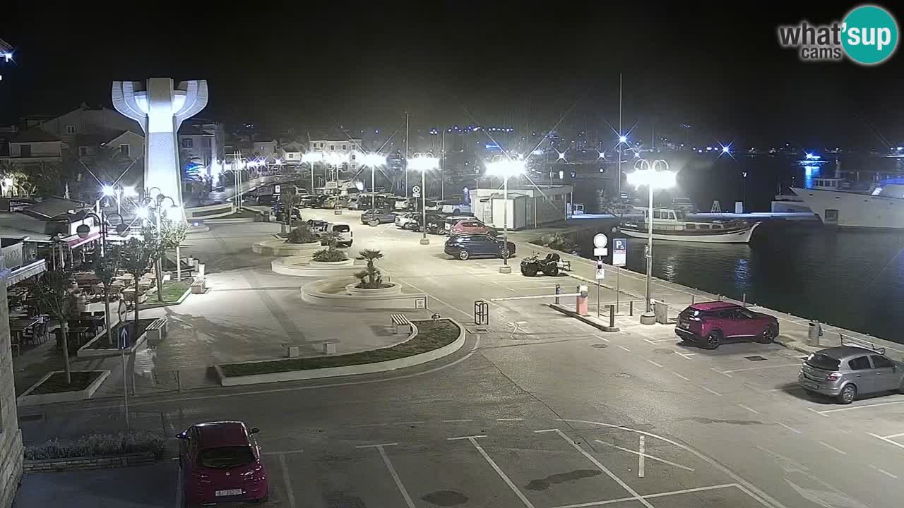 Vodice spletna kamera – marina in riva