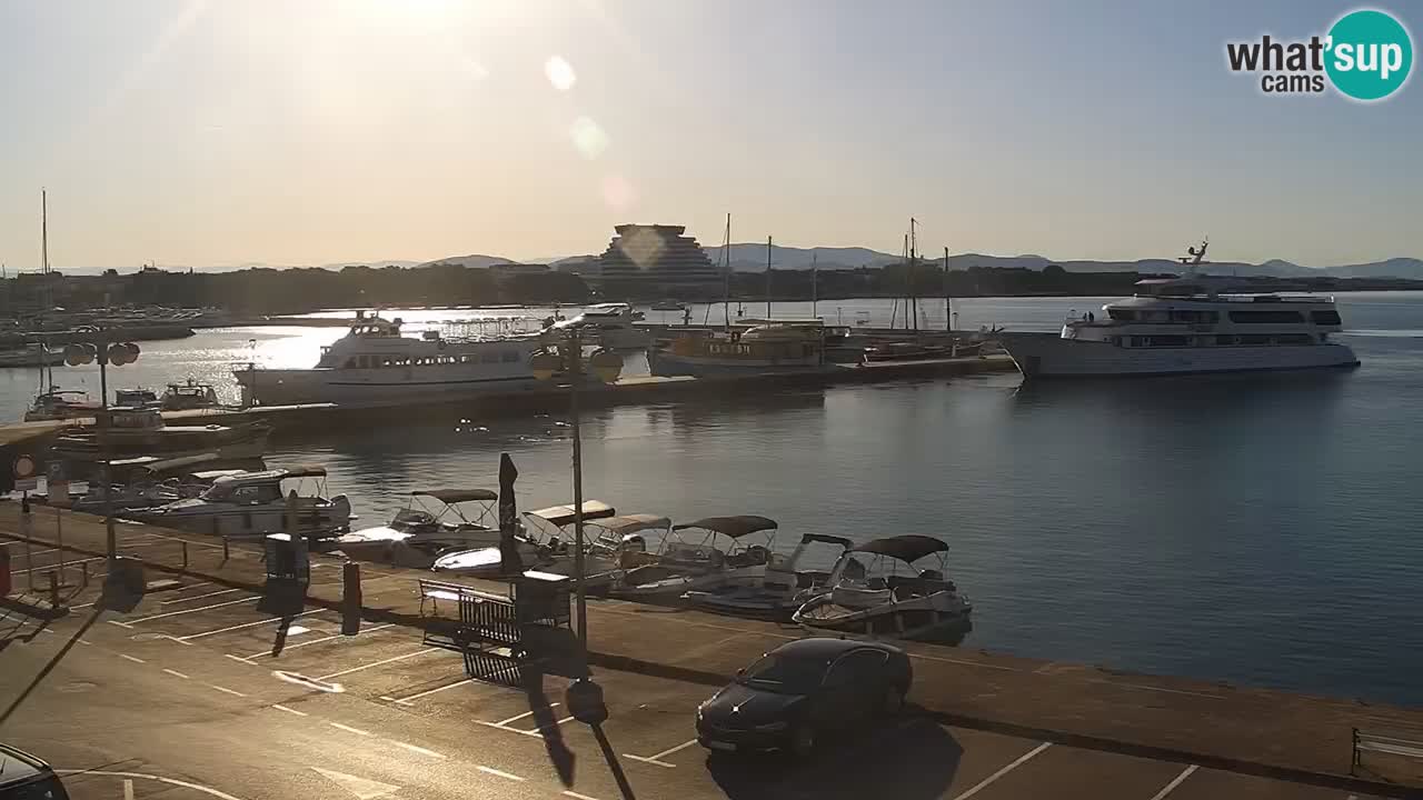 Vodice – plaža „Hangar“