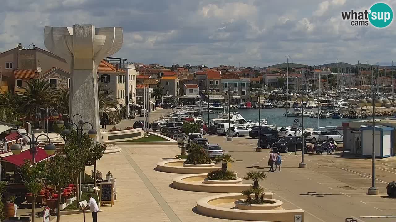 Vodice spletna kamera – marina in riva