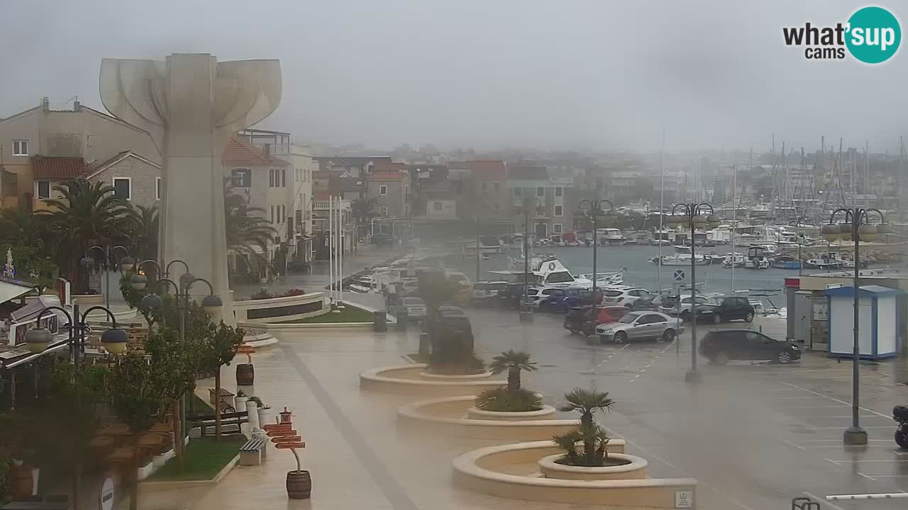 Vodice spletna kamera – marina in riva