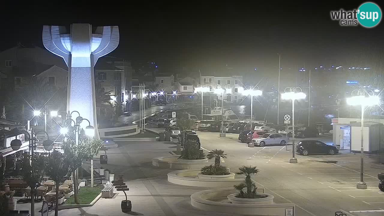 Vodice spletna kamera – marina in riva