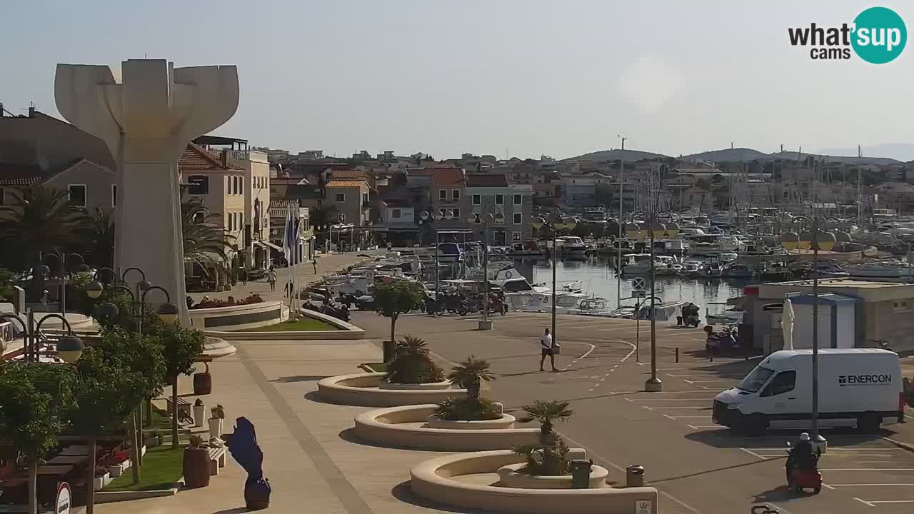 Vodice – plaža „Hangar“