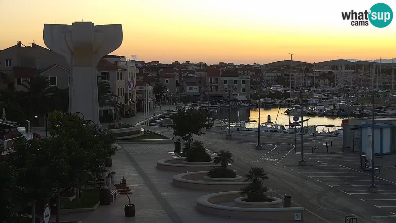 Vodice – plaža „Hangar“